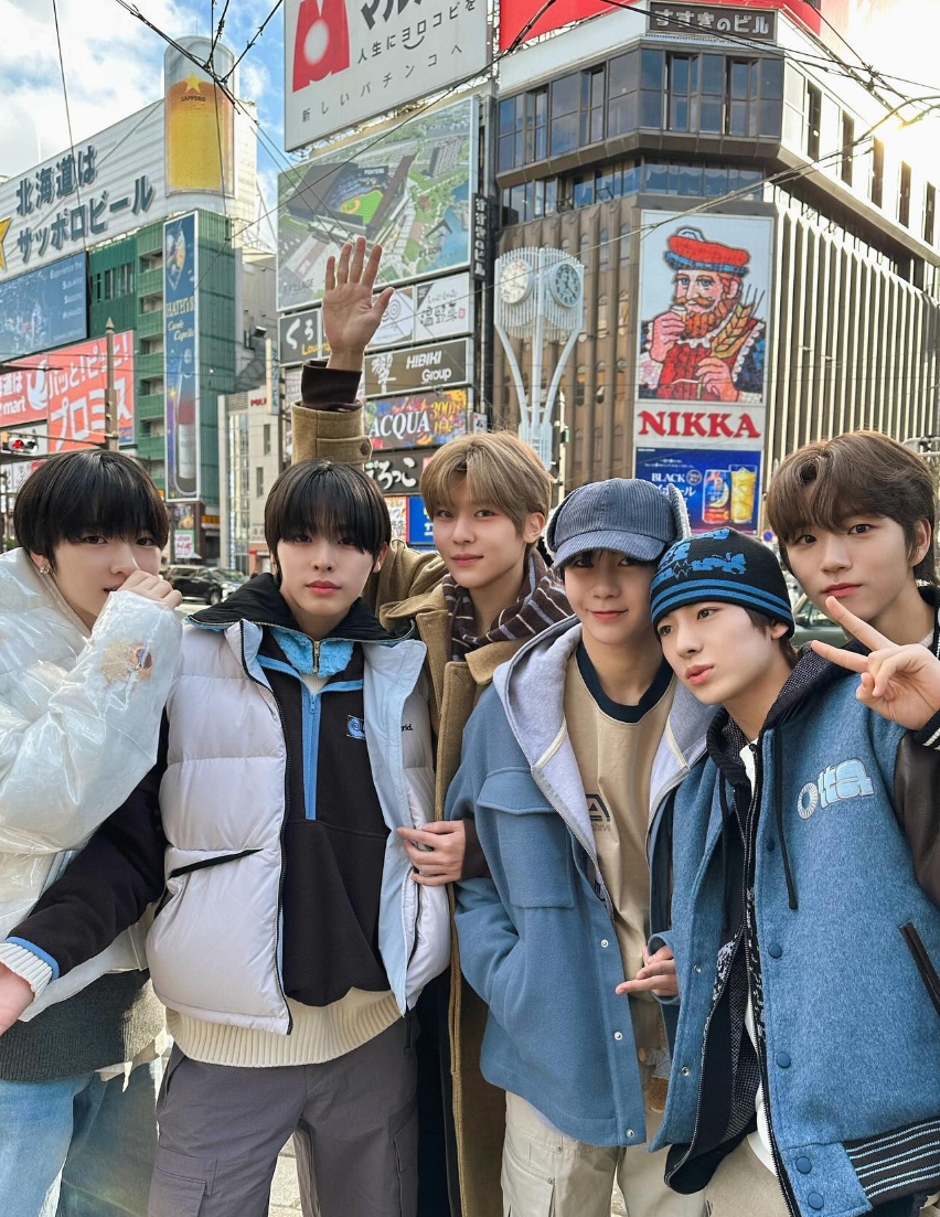 ［NCTWISH メンバー］［北海道］マクドナルド札幌すすきの店前