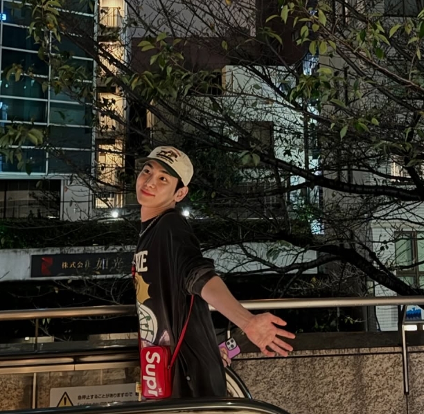 ［SHINee キー］［東京］愛宕グリーンヒルズプラザ