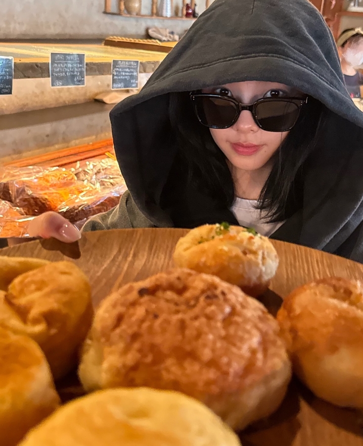 ［aespa カリナ］［福岡］パンストック天神店