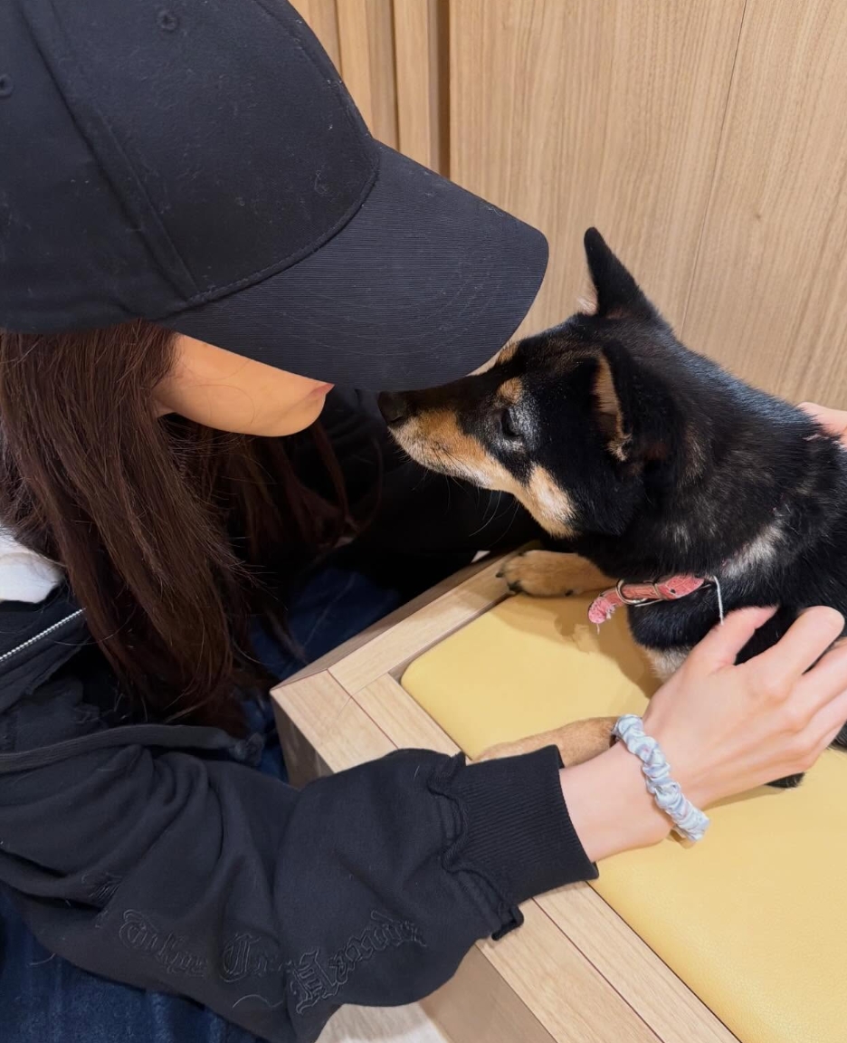 ［aespaジゼル］［東京］いぬカフェRio 秋葉原店